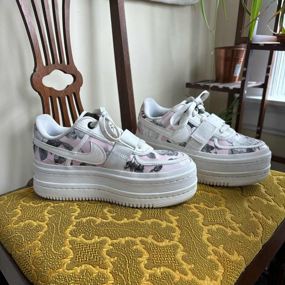 Women's Vandal 2K Floral Sneaker